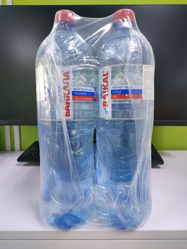 น้ำแร่ธรรมชาติ นำเข้าจากรัสเซีย BAIKAL 1.5 L. 2