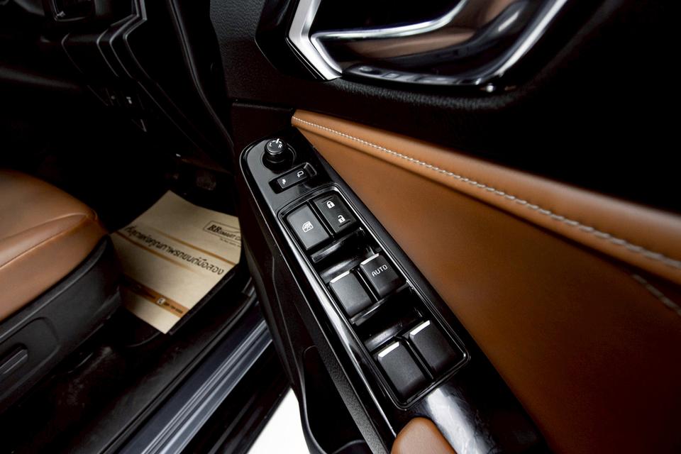 รหัสรถ 1E174 MU-X 3.0 ULTIMATE 2021 12