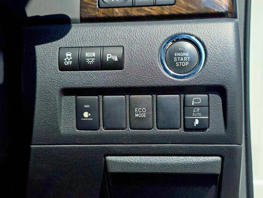 รหัสรถ SEZ8393 Toyota Vellfire 2.4 ZG Edition (ตัวท๊อป) เกียร์ ออโต้ เบนซิน สี ขาว ปี 2014 16