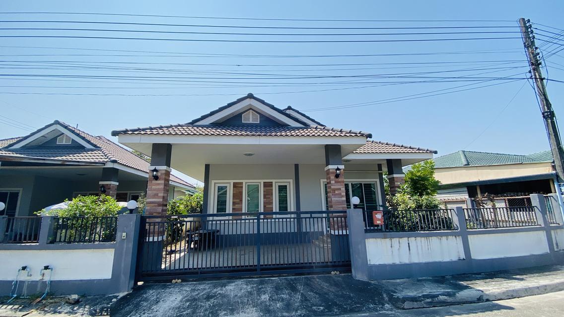 (บ้านเดี่ยวในโครงการ โซนสันผักหวาน หางดง) บ้านชั้นเดียว 51 ตารางวา 3 ห้องนอน 2 ห้องน้ำ แอร์ 4 ตัว ทุกห้อง เครื่องทำน้ำอุ่น มีปั้ม+แท๊งน้ำให้เรียบร้อย 2