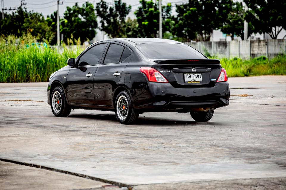 Nissan Almera 1.2E ปี 2015  สีดำ เกียร์ออโต้ 8