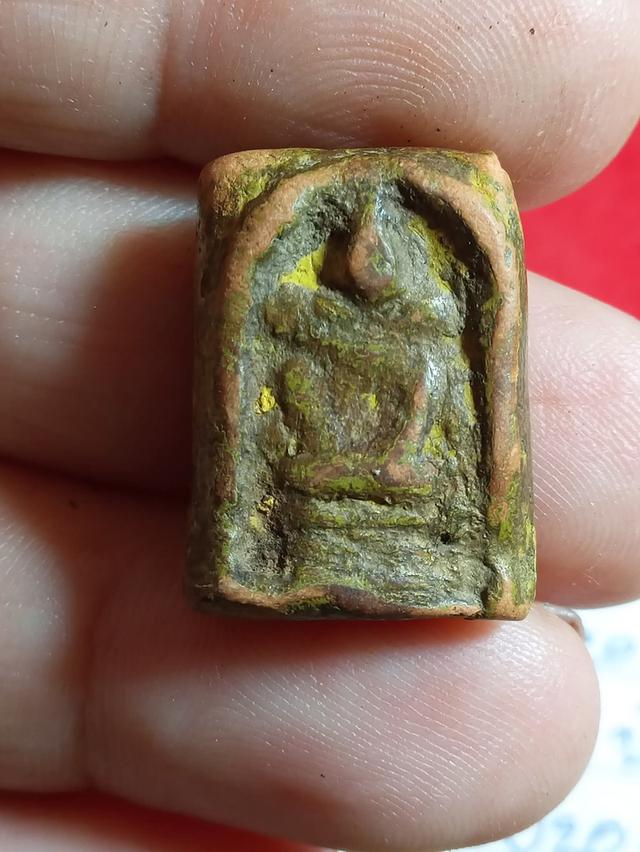 พระเนื้อดินเผาหลวงพ่อโกน่งวัดคลองมะดัน