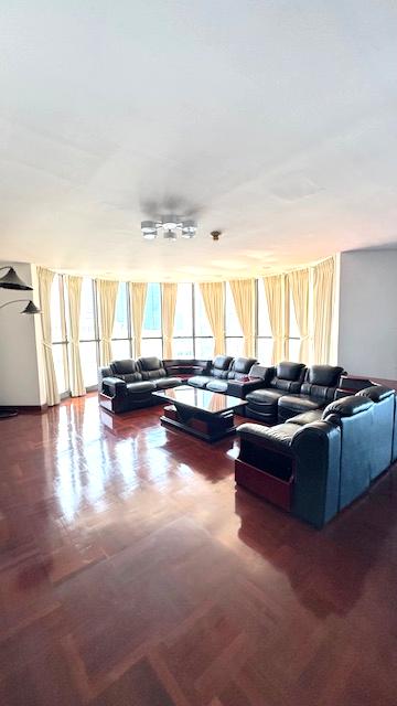ขายคอนโดหรู City Lake Condominium สุขุมวิท 16 11