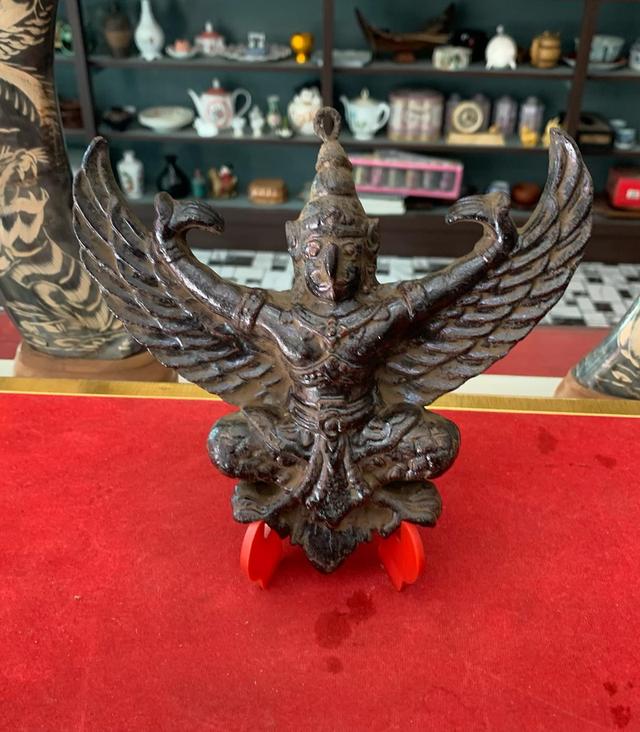 ครุฑเนื้อว่าน