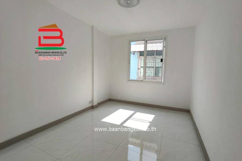 ให้เช่า ทาวเฮ้าส์ อัมรินทร์ 3 ผัง 4 (ใกล้ตลาดเอซี) เนื้อที่ 16 ตรว. แขวงสายไหม เขตสายไหม 10