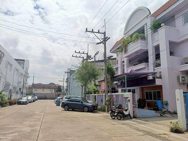 ขายอาคารโรงงาน/โกดัง 3 ชั้น ในโครงการมินิแฟคตอรี่แลนด์ 2 ซอย 2 ถนน พุทธมณฑลสาย 5 ตำบลไร่ขิง สามพราน,นครปฐม 7