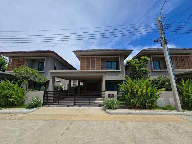 ให้เช่าบ้านเดี่ยว 2 ชั้น 42 ตร.ว. โครงการโคโม่ โบทานิก้า 2 ถนนบางนาตราด กม.10 1