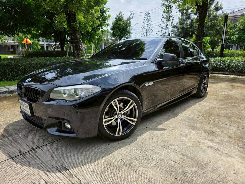 BMW 528i