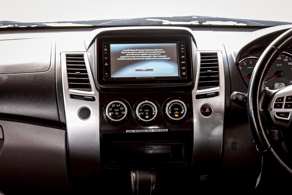 MITSUBISHI PAJERO เครื่องยนต์ 2.5 GT VG ปี 2013 11