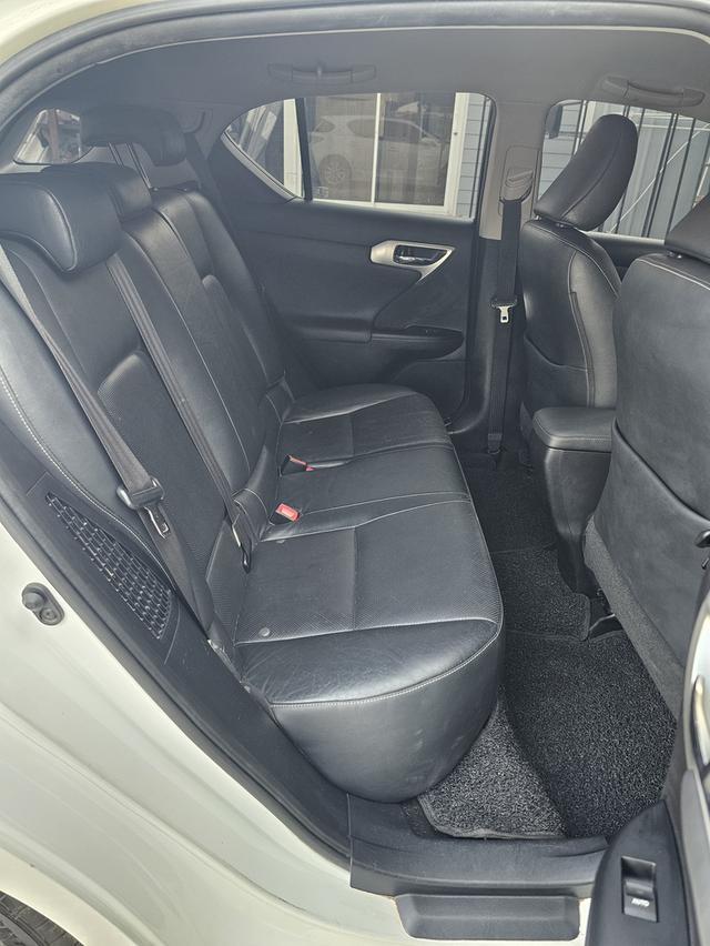 LEXUS HYBRID 1.8 CT200H AIRBAG ABS AUTO ปี 2011 รูปที่ 9