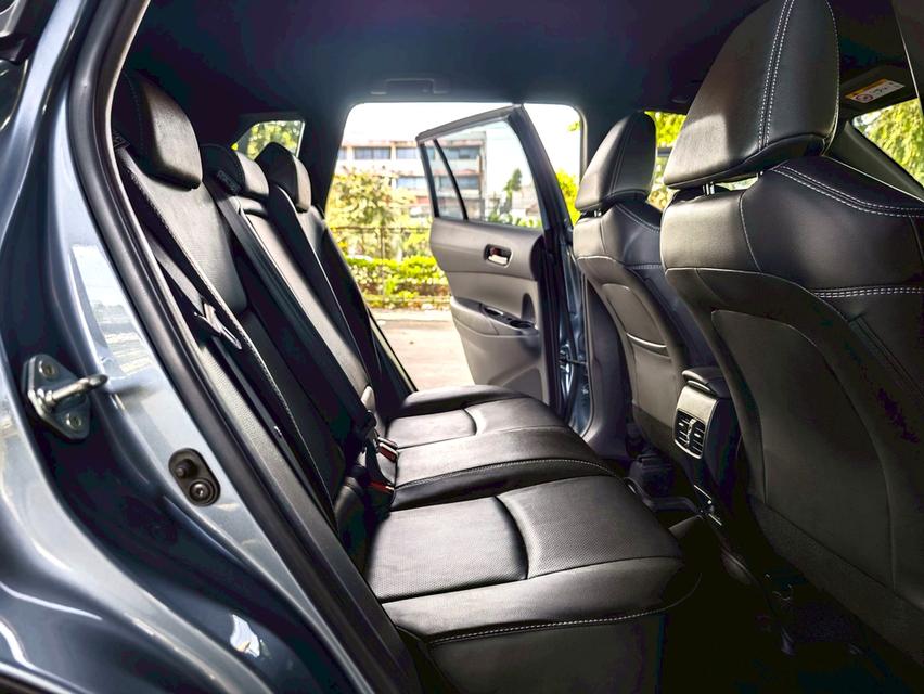 ขายรถ Toyota Corolla Cross 1.8 ปี 2021 สีเทา เกียร์ออโต้ 10