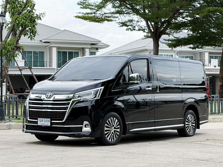 🚍 TOYOTA MAJESTY 2.8 Premium ปี 2021 เข้าศูนย์ตลอด สภาพสวยมาก
