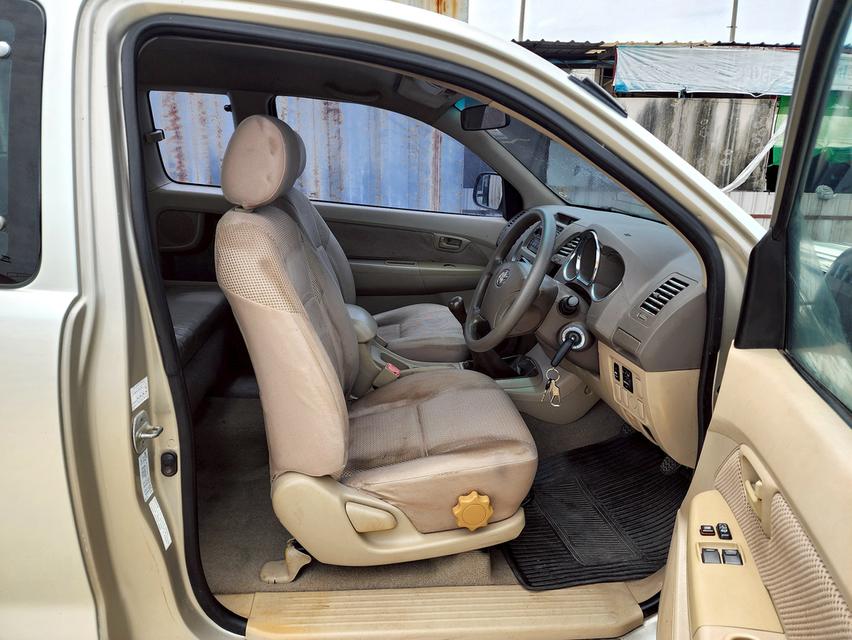 Toyota Vigo CAB 2.5E M/T 2007 9