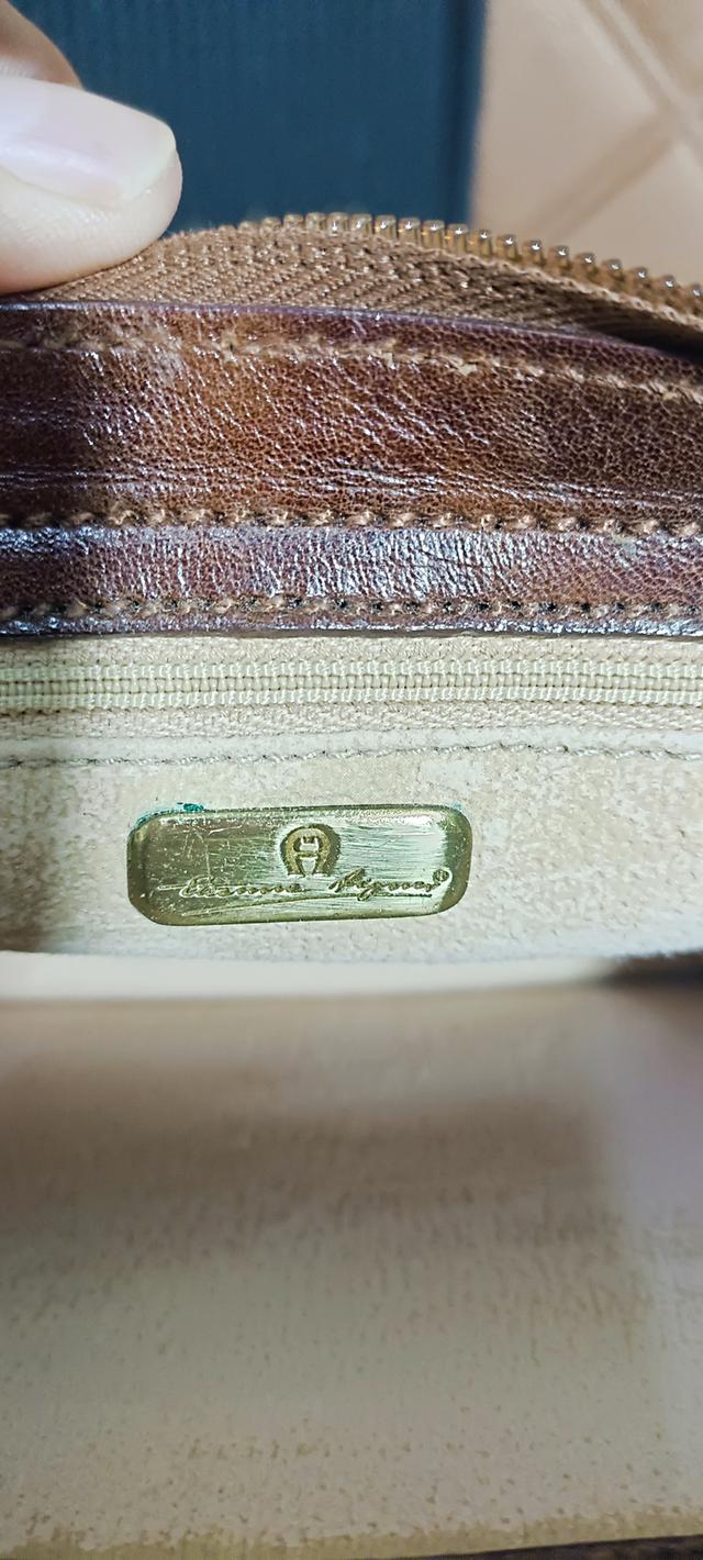 กระเป๋าลายหนังจระเข้ สีน้ำตาลเข้ม Vintage Etienne Aigner Bag. รูปที่ 12