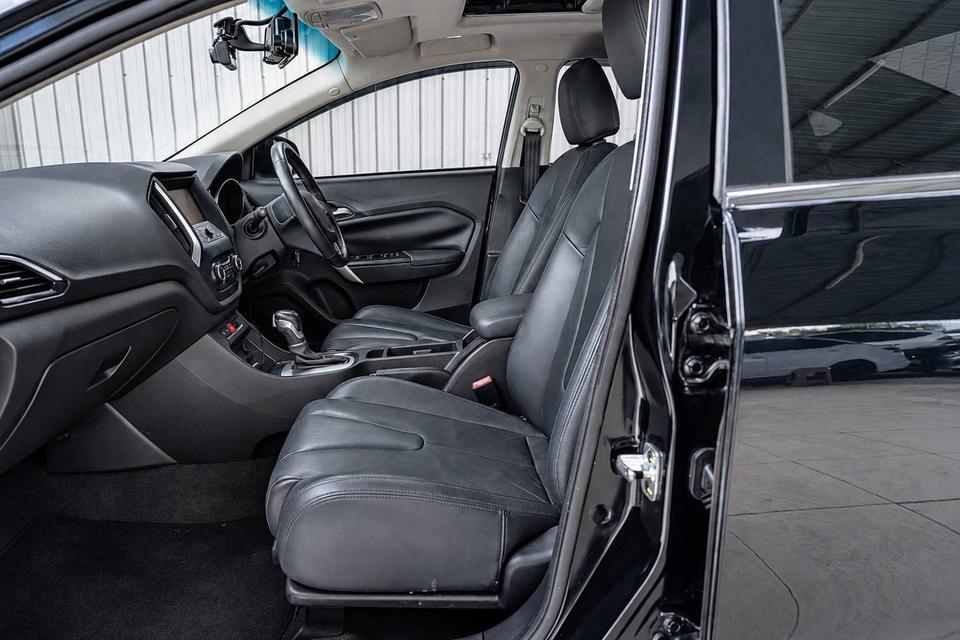 #MG 5, 1.5 X TURBO SUNROOF ปี 2018 สีดำ โฉม ปี15-21รถบ้านแท้ มือเดียวรถสวย ไมล์น้อย 73,355 กม.เครื่องดีโครงสร้างดีเกียร์ดีภายในสะอาดช่วงล่างแน่น รูปที่ 11