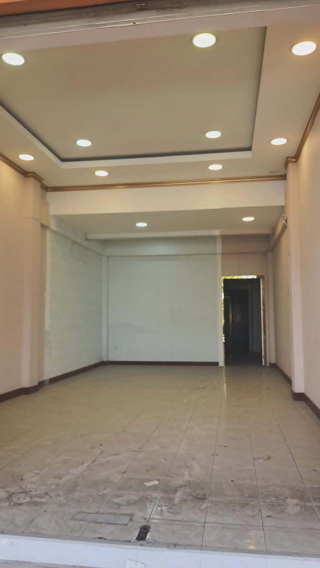 ขายอาคารพาณิชย์ 2 คูหา ทำเลศักยภาพติดถนนบางกรวย–ไทรน้อย มีที่ด้านหลังตึกกว้าง เหมาะสำหรับลงทุน ทำธุรกิจ โชว์รูม ออฟฟิศ คลินิก หรือพักอาศัย 14