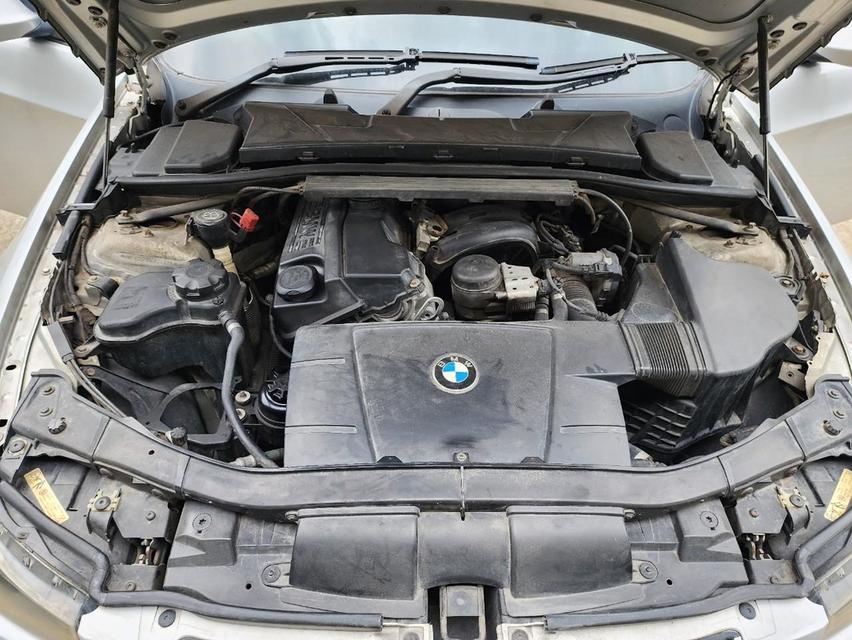 BMW 318i 2.0 E90 AT ปี 2008 11