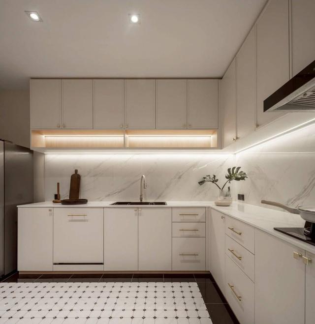 ผขายบ้านเดี่ยวปุณณวิถี สุขุมวิท101 The gentry Sukhumvit 80ตร.ว หลังมุม 5ห้องนอน 6ห้องน้ำ 4ที่จอดรถ พื้นที่ใช้สอย 580ตร.ม ใกล้รถไฟฟ้าBTS ทางด่วน 5
