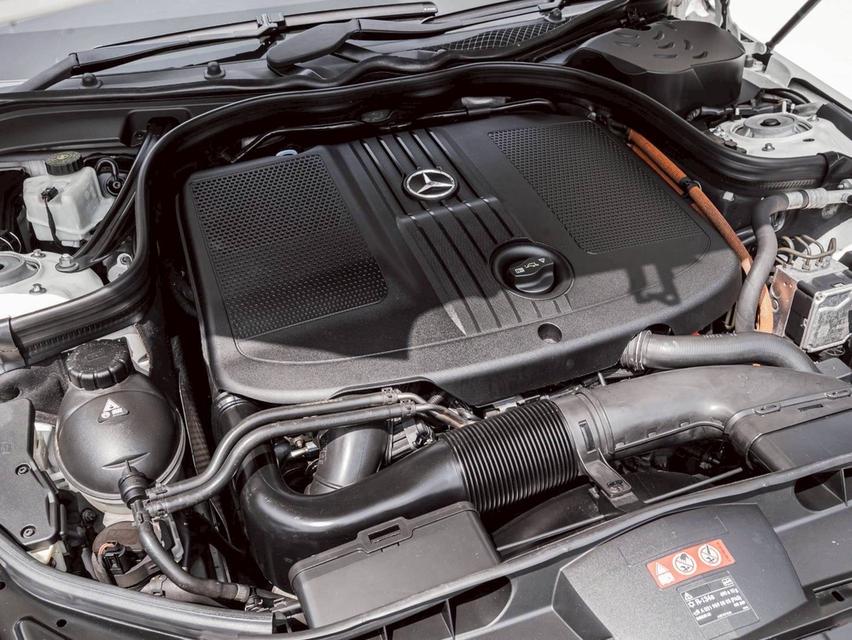 รหัสรถ 67GG3759 Benz E300 AMG ดีเซลไฮบริด 2014 ราคาสุดคุ้ม‼️‼️‼️ รูปที่ 15