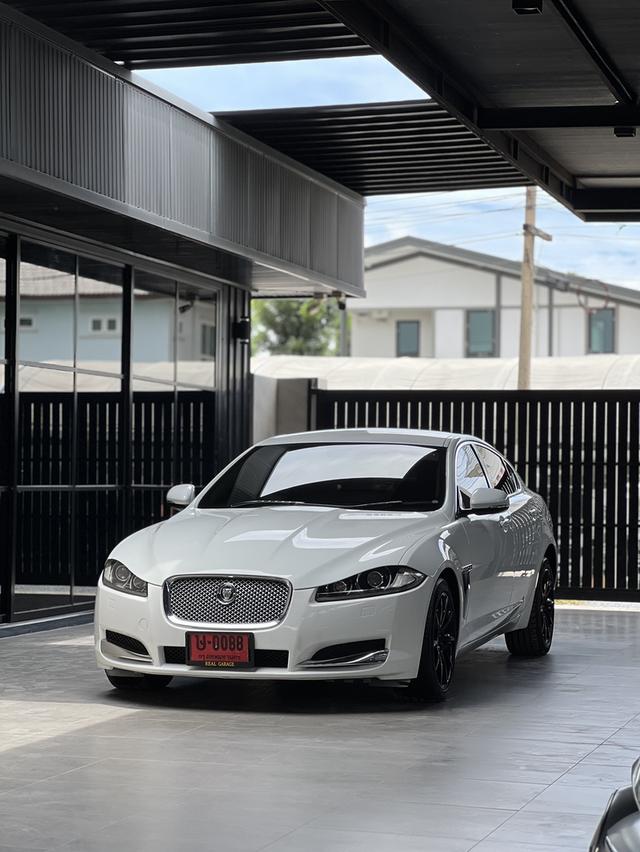Jaguar XF 2.2D 