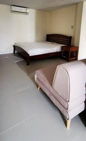 ให้เช่าทาวน์โฮม 4.5 ชั้นซอย วิภาวดีรังสิต 20 บุษราคัมเพลส 5 ห้องนอน 6 ห้องน้ำ แอร์ 7 เหมาะทำออฟฟิศได้ 3