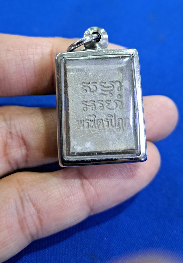 พระผงของขวัญวัดปากน้ำรุ่นพระไตรปิฎก ปี2532รุ่น6หรือรุ่นเหยียบกันตาย รุ่นนี้มีประสบการณ์ มวลสารดีผสมพระผงรุ่น1ถึงรุ่น5พระของขวัญวัดปากน้ำ รูปที่ 3