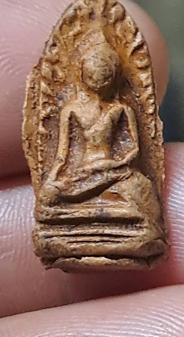 พระรอดมหาวัน พิมพ์ใหญ่ 2