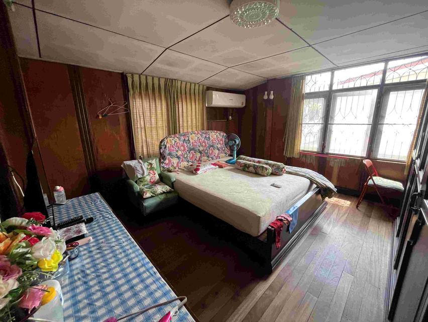 ขายด่วน บ้านริมคลอง 2 ชั้น 90 ตารางวา ปรีดี 26 สุขุมวิท 71 ทำเลสุขุมวิท ใกล้ เอกมัย ทองหล่อ 6