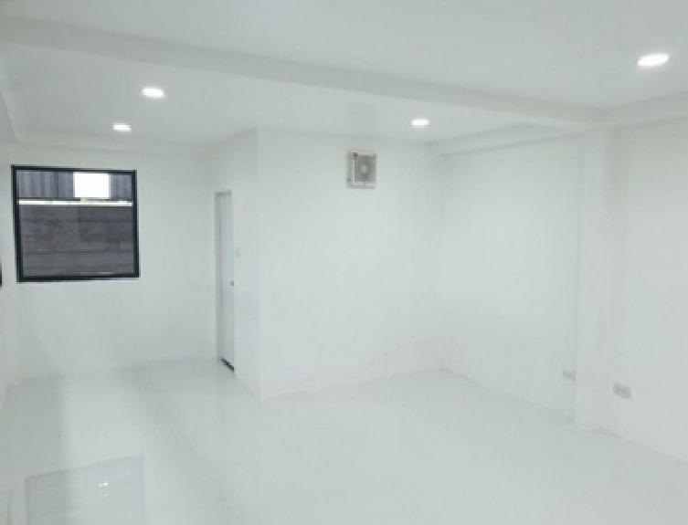 ให้เช่าโกดัง พร้อมสำนักงาน ซอยอ่อนนุช 65 พื้นที่ดิน 110 ตารางวา พื้นที่โกดัง 448 ตารางเมตร  10