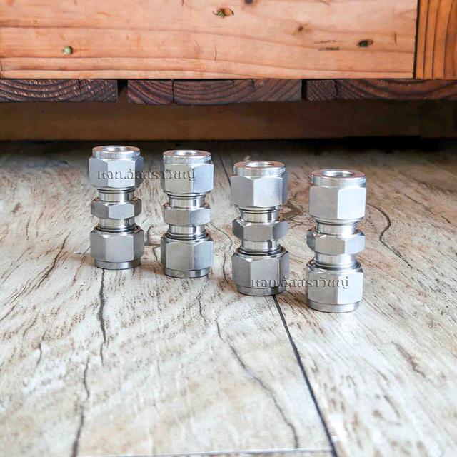 ข้อต่อลม (Stainless Steel Tube Fittings) SU Series 3