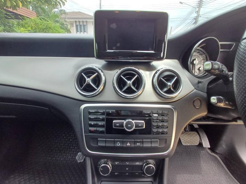 2016 BENZ GLA200 สภาพสวยจัด NOT ไม่ขยับ สีเดิมทั้งคัน ไม่แก๊ส ไม่ชน 13