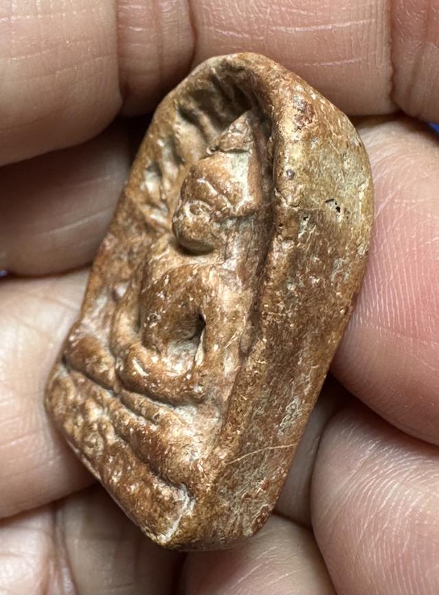 พระกำแพงซุ้มกอพิมพ์ใหญ่