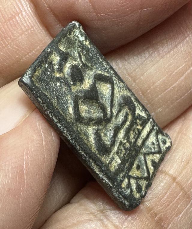 เหรียญหล่อเนื้อชินพิมพ์โบราณ ล.ป.ศุข วัดปากคลอง