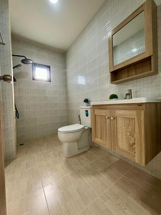 ลงทุนก็คุ้ม อยู่เองก็สบาย…..2 ห้องนอน | 2 ห้องน้ำ | 2 ที่จอดรถ 6