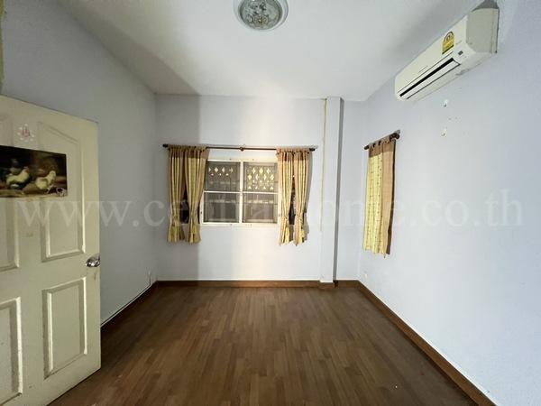 บ้านเดี่ยว หมู่บ้าน เสนากรีนวิลล์ รังสิต - คลอง 11 10