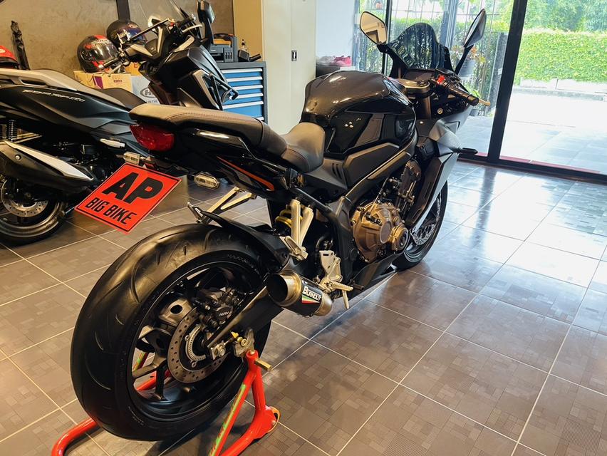 Cbr650r/2022