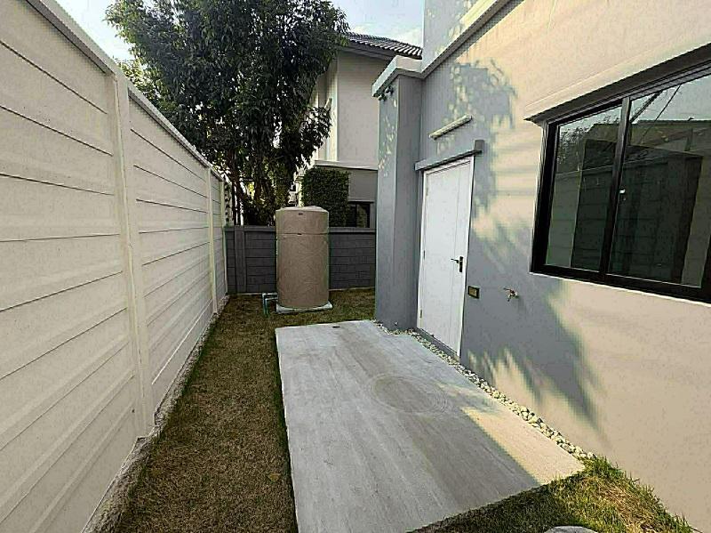 ขายและให้เช่าบ้านเดี่ยวหลังใหม่ Britania วงแหวน-เทพารักษ์ ใกล้วงแหวนถนนกาญจนาภิเษก สมุทรปราการ. 8