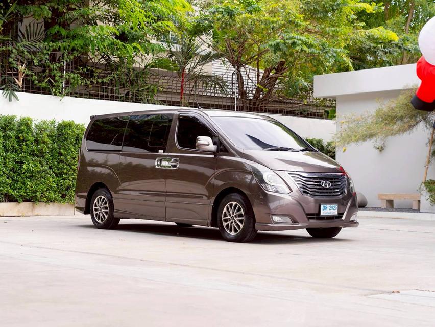 Hyundai H1 2.5Starex Vip ปี15