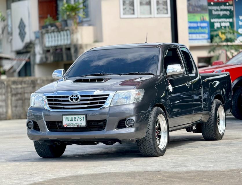 TOYOTA HILUX VIGO 2.5 E 2014
