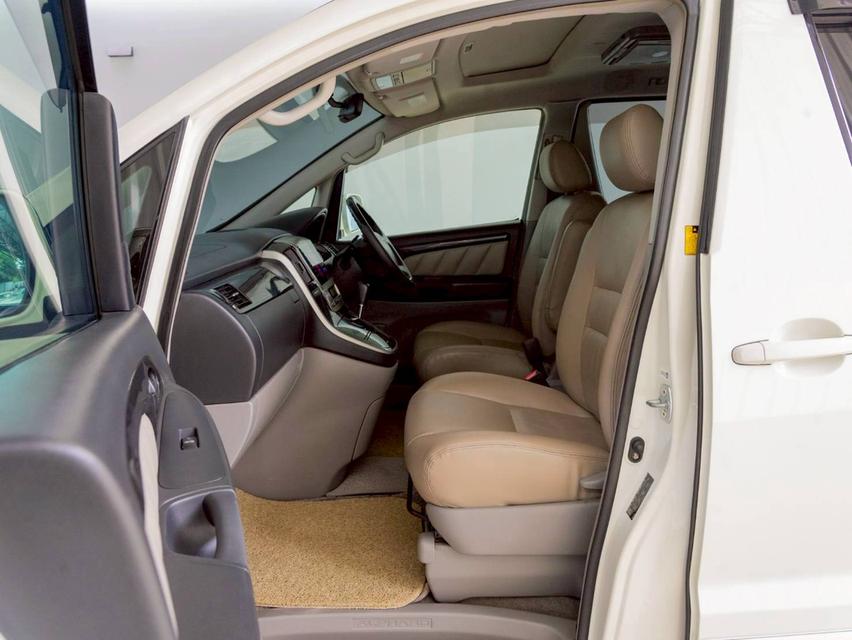 Toyota Alphard 3.0 V6 ปี จด 2010 18