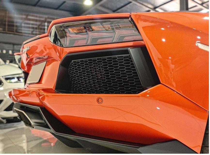 Lamborghini Aventador LP 700-4  Year 2014 ไมล์ 23,xxx km Sale 17  Million BAHT  Tel 085-1210072 รูปที่ 14