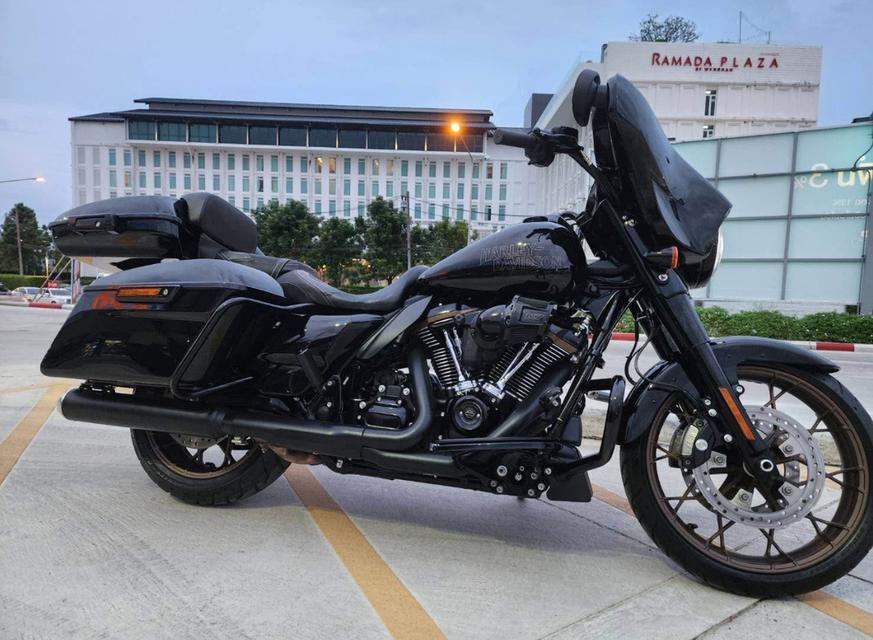 Harley Davidson Street Glide ปี 2023