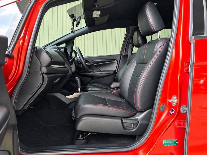 #HONDA #JAZZ , 1.5 i-VTEC RS ปี 2019 สีส้ม โฉม ปี14-ปัจจุบันรถมือเดียว ป้ายแดง ราคาแบ่งปัน ไมล์ 122,378 กม.เครื่อง เกียร์ ช่วงล่าง สมบูรณ์ รูปที่ 8