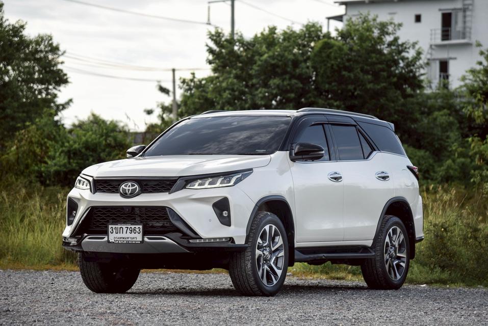 รหัสรถ CBL7963 TOYOTA FORTUNER 2.8 Legender (Black Top) 2WD AT 2022