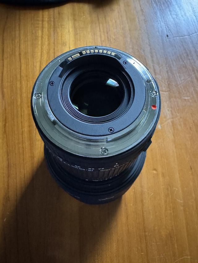 Sigma Lens 18-50 mm. F2.8 DC  for canon 3