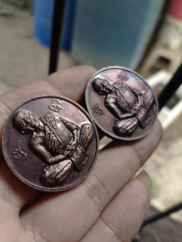 หลวงปู่ทิม ศิษเอกสร้างเนื้อนวะ