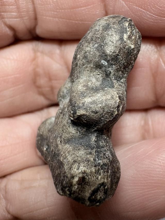 พระปิดตาลอยองค์ เนื้อผงไม่ทราบที่ องค์ละ800 4