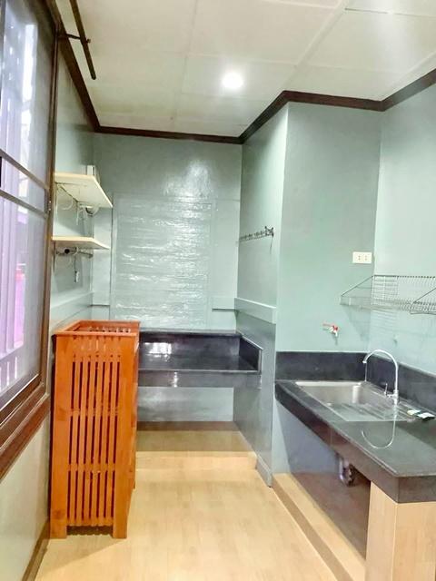 กรุงเทพกรีฑา5-7-9 บ้านเดี่ยว 2 ชั้นหลังมุม 4นอน 40 ตร.วา. MRTแยกลำสาลี 800 ม. 160 ตร.ม. 3 น้ำ พร้อมเฟอร์ฯ . รร.นานาชาติเ 3