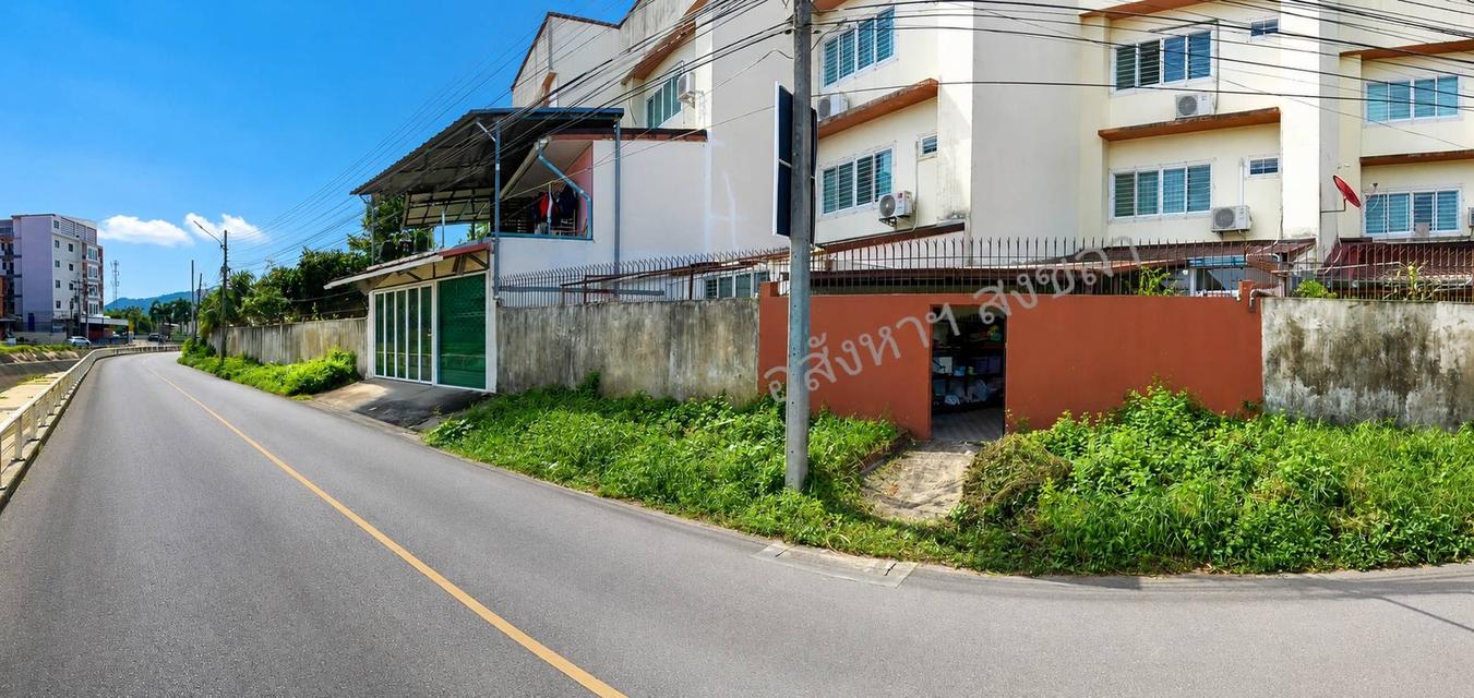 ทาวน์โฮม 2 ชั้นครึ่ง ใจกลางโซนเมืองใหม่หาดใหญ่ ใกล้ ถนนนวลแก้วอุทิศ 8