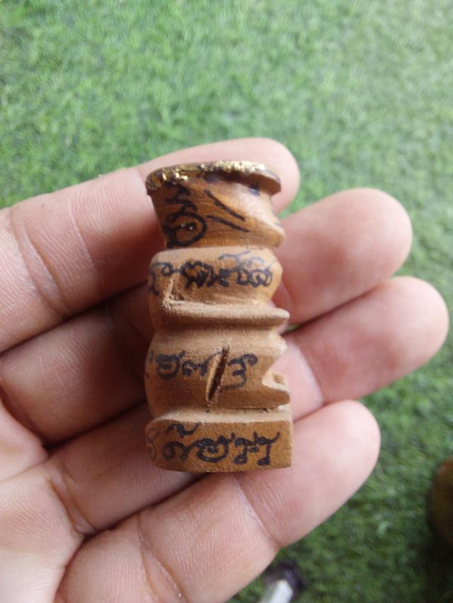 ลิงค้าขายหลวงพ่อโปร่งวัดพุตะเคียนชุมพร